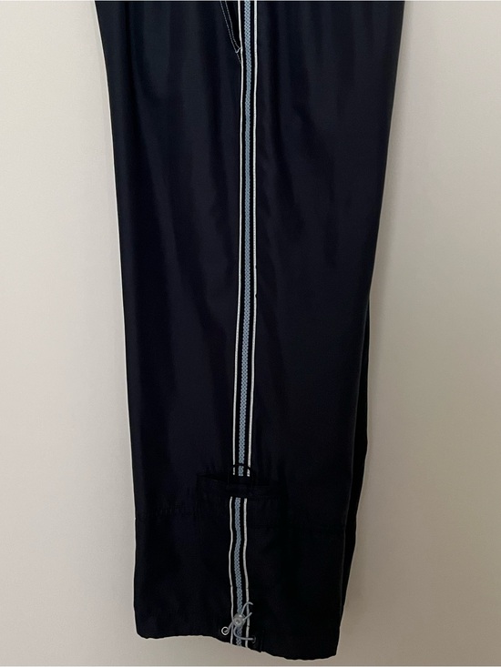 FUDA Pants - FUDA women’s XL Dark Gray Capri Psnts with side stripe decorative bottom